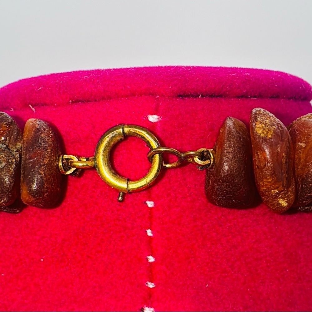 Vintage chunky Baltic butterscotch amber nugget necklace.​ - Picture 7 of 7